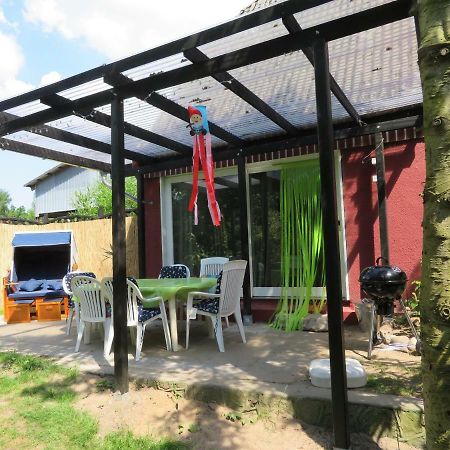 Ferienhaus Auf Vier-Linden-Hof Villa Kuden Ngoại thất bức ảnh