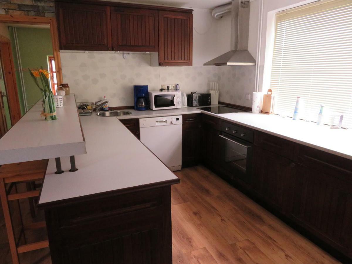 Ferienhaus Auf Vier-Linden-Hof Villa Kuden Ngoại thất bức ảnh